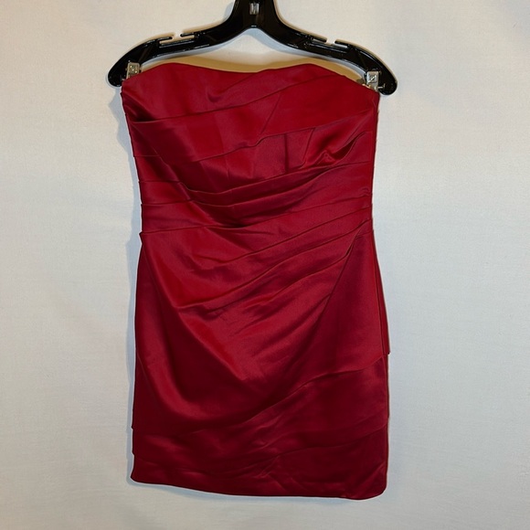 David's Bridal Strapless Apple Red Dress - Picture 2 of 7